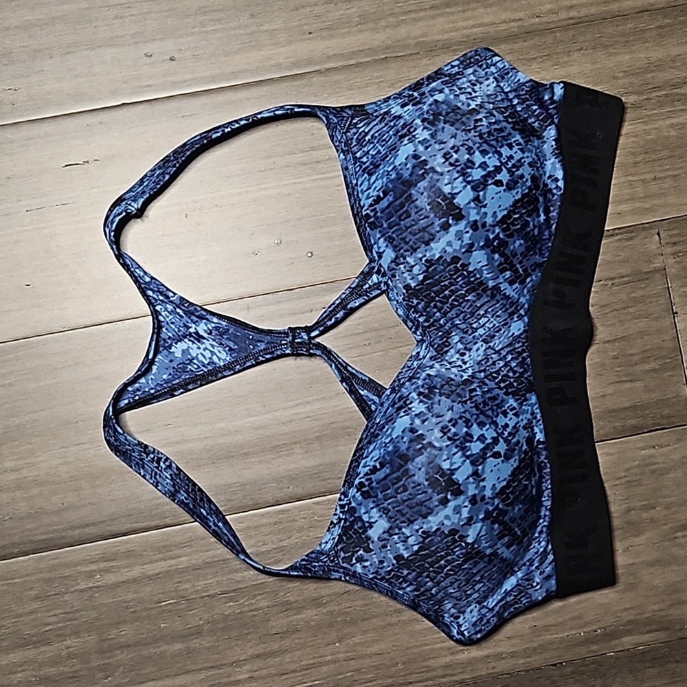 VS Ultimate Sports Bra / Black and Blue Snakeskin Print / Medium / NWOT